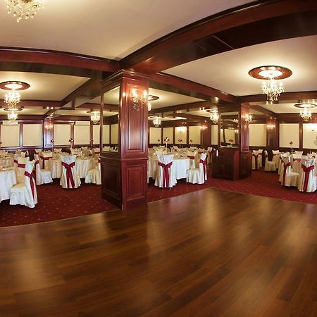 Pensiunea Crystal II Valea Lupului  Экстерьер фото
